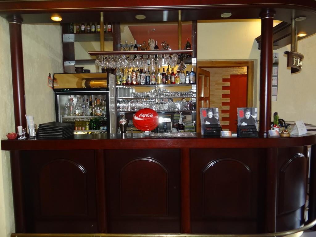 Hotel Sekwana Çestohova Dış mekan fotoğraf