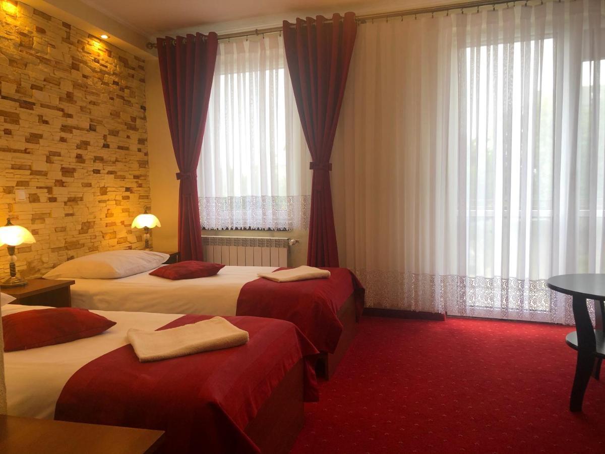Hotel Sekwana Çestohova Dış mekan fotoğraf