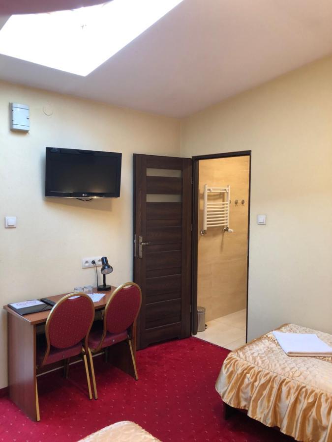 Hotel Sekwana Çestohova Dış mekan fotoğraf